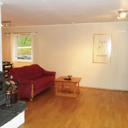 Lovely Home In Eidfjord With Wifi בית נופש